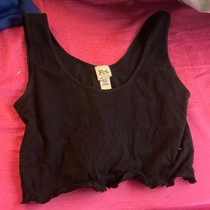 black stretchy crop top